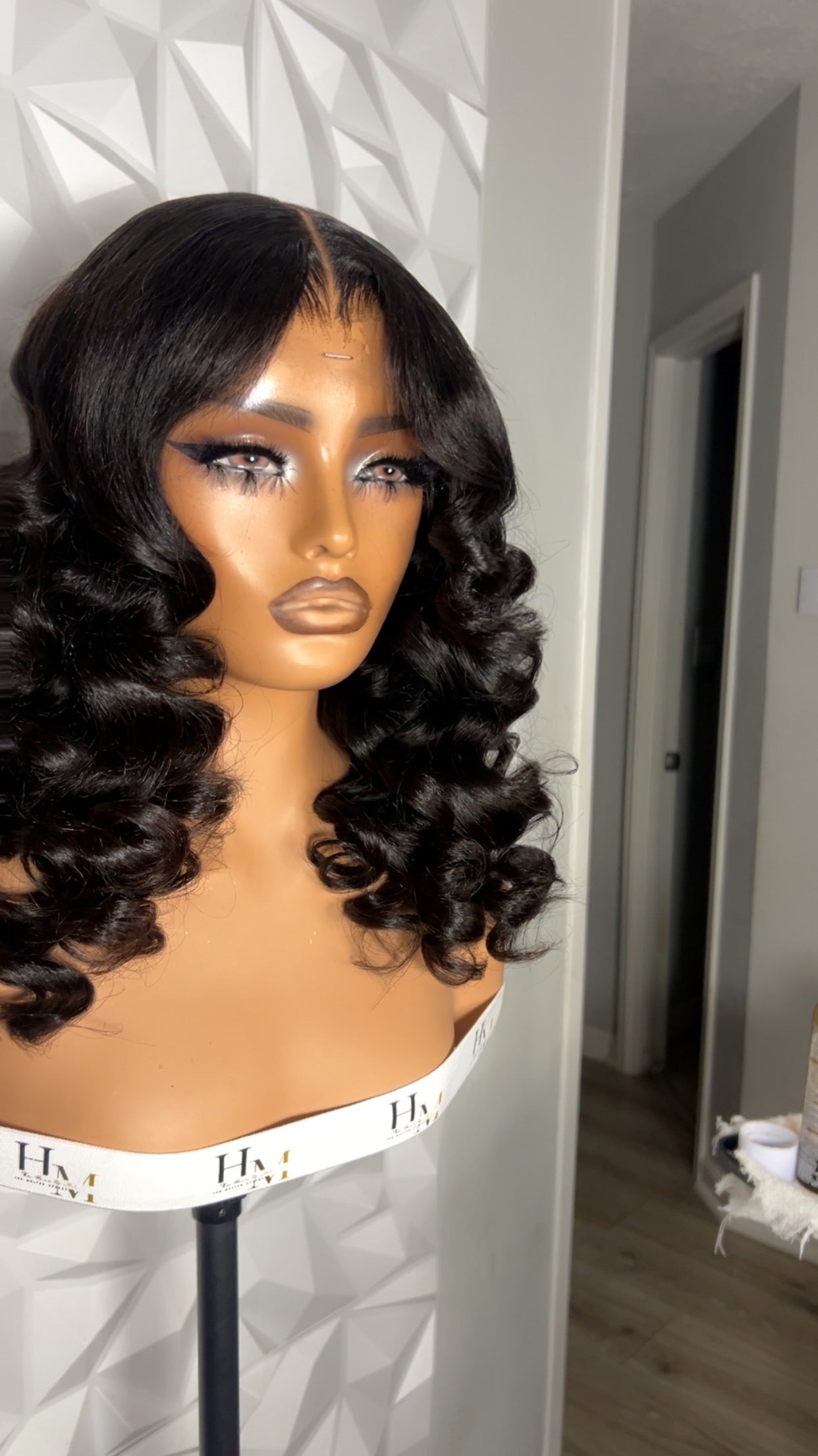 Superior Haus Kinky Texture