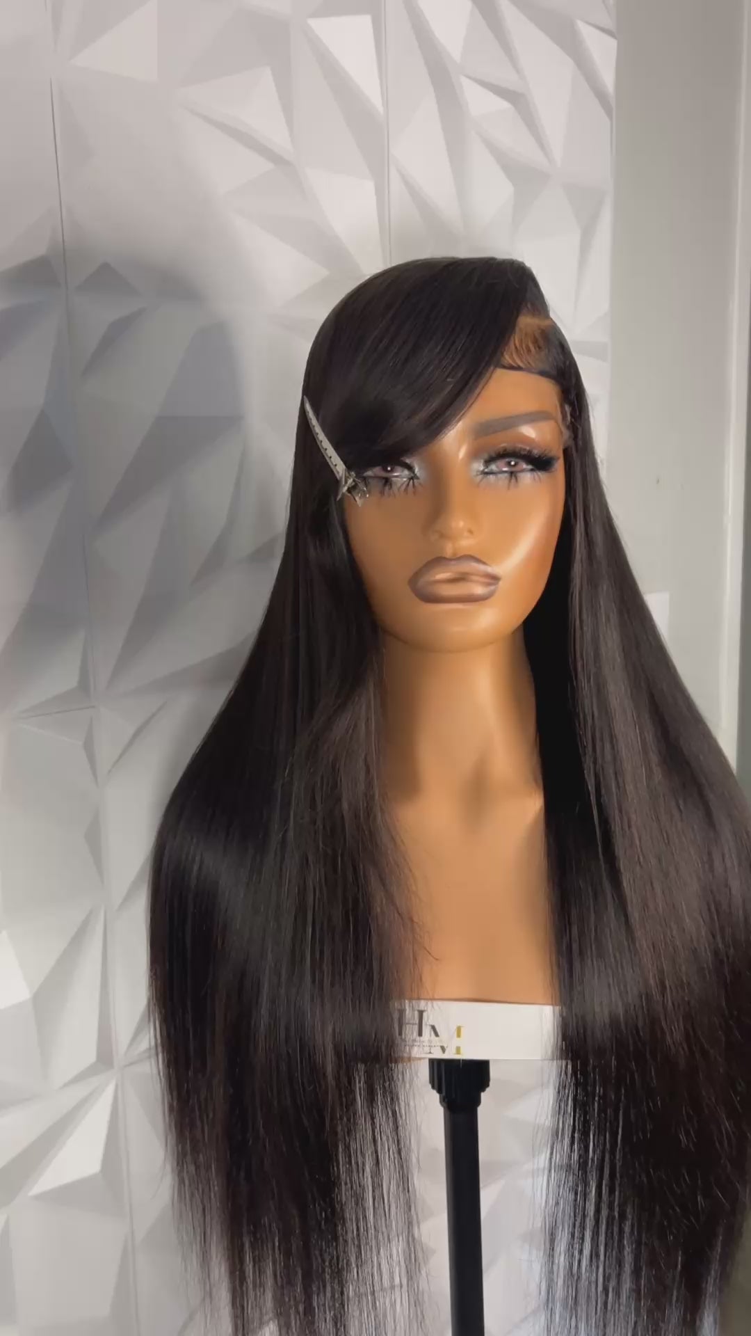 Superior Haus Effortless Volume. Timeless Glamour.