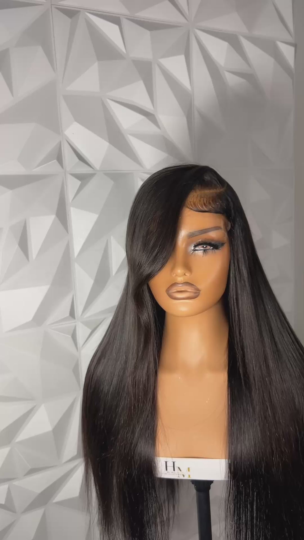 Superior Haus Effortless Volume. Timeless Glamour.